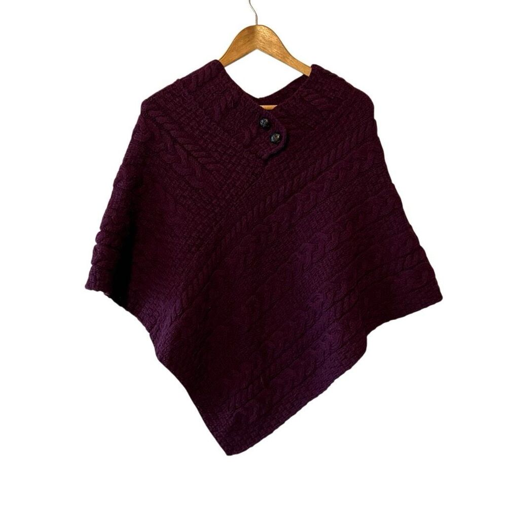 Aran Sweater Market 100% Merino Wool Cable Knit Poncho Plum One Size - Picture 8 of 9